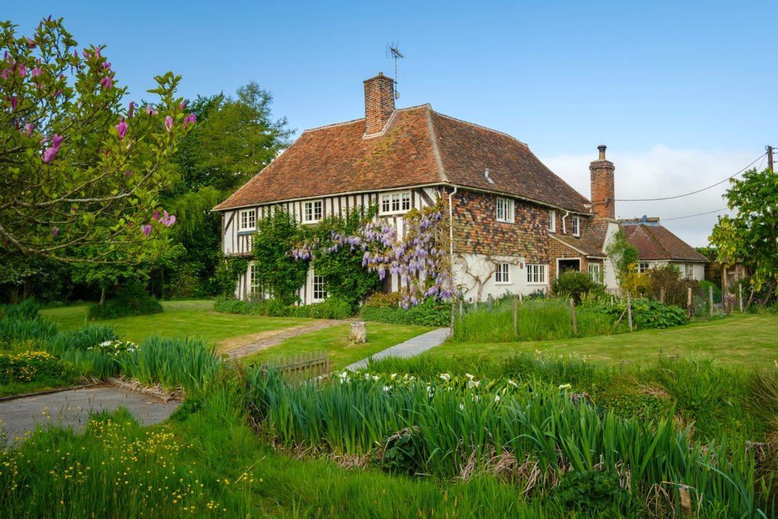 House in Rushmere, Throwley, England 1 - 16720957