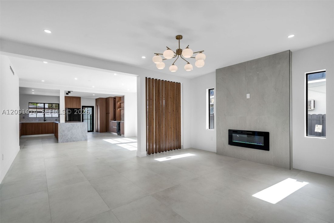 House in Miami, Florida, United States 4 - 18396094