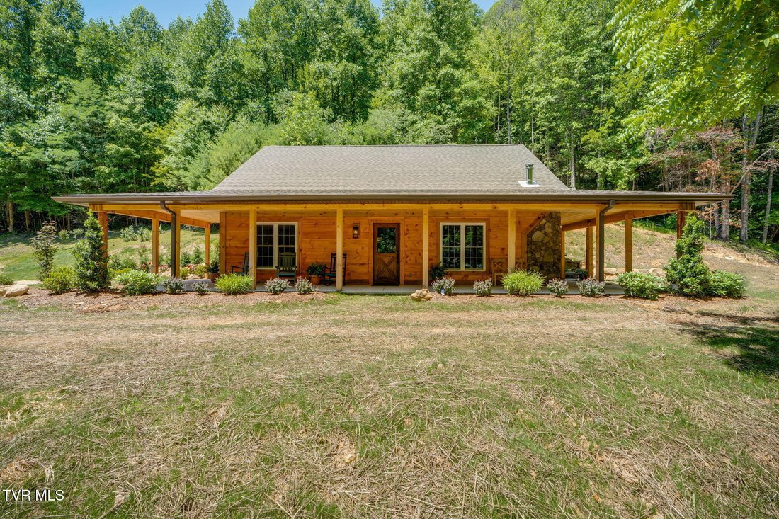 House in Mountain City, Tennessee, United States 2 - 18438820