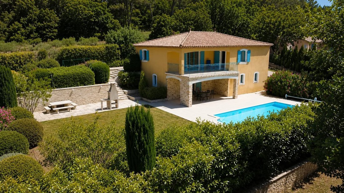 House in Besse-sur-Issole, Provence-Alpes-Côte d'Azur, France 1 - 18434726
