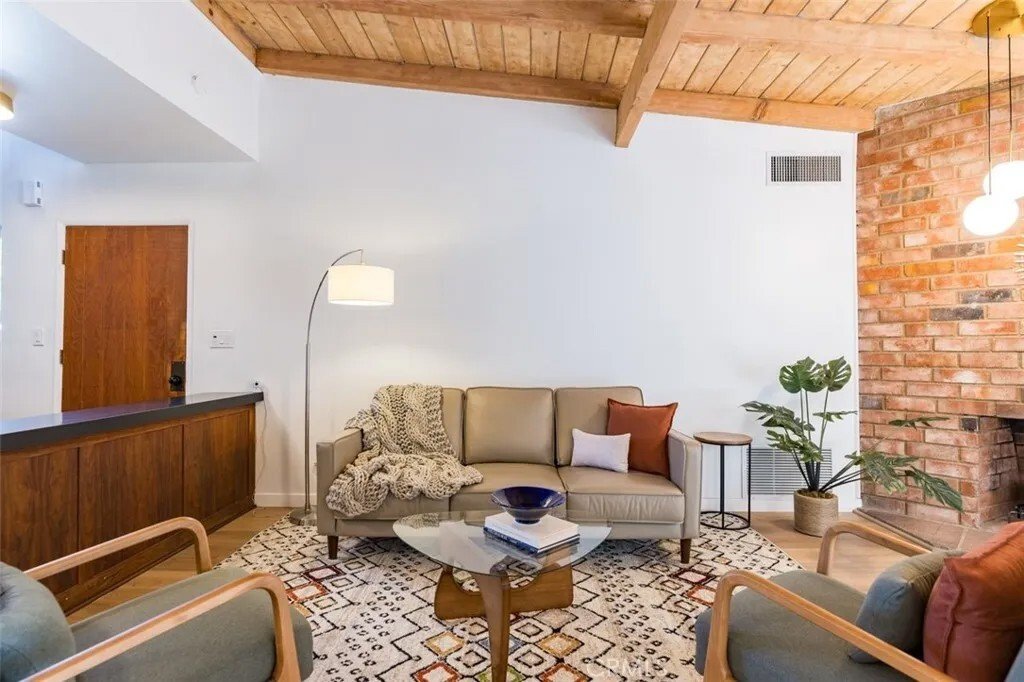 House in Los Angeles, California, United States 4 - 18439884