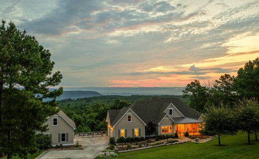 House in South Pittsburg, Tennessee, United States 1