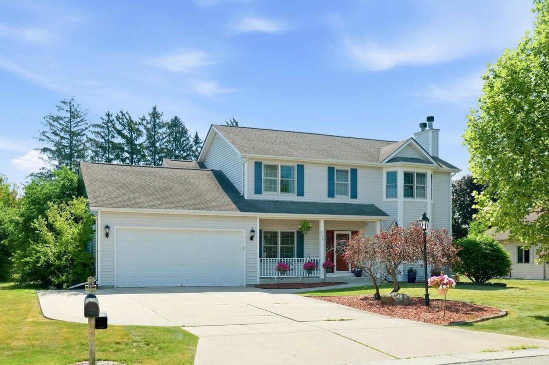 House in Franklin, Wisconsin, United States 1 - 18436601