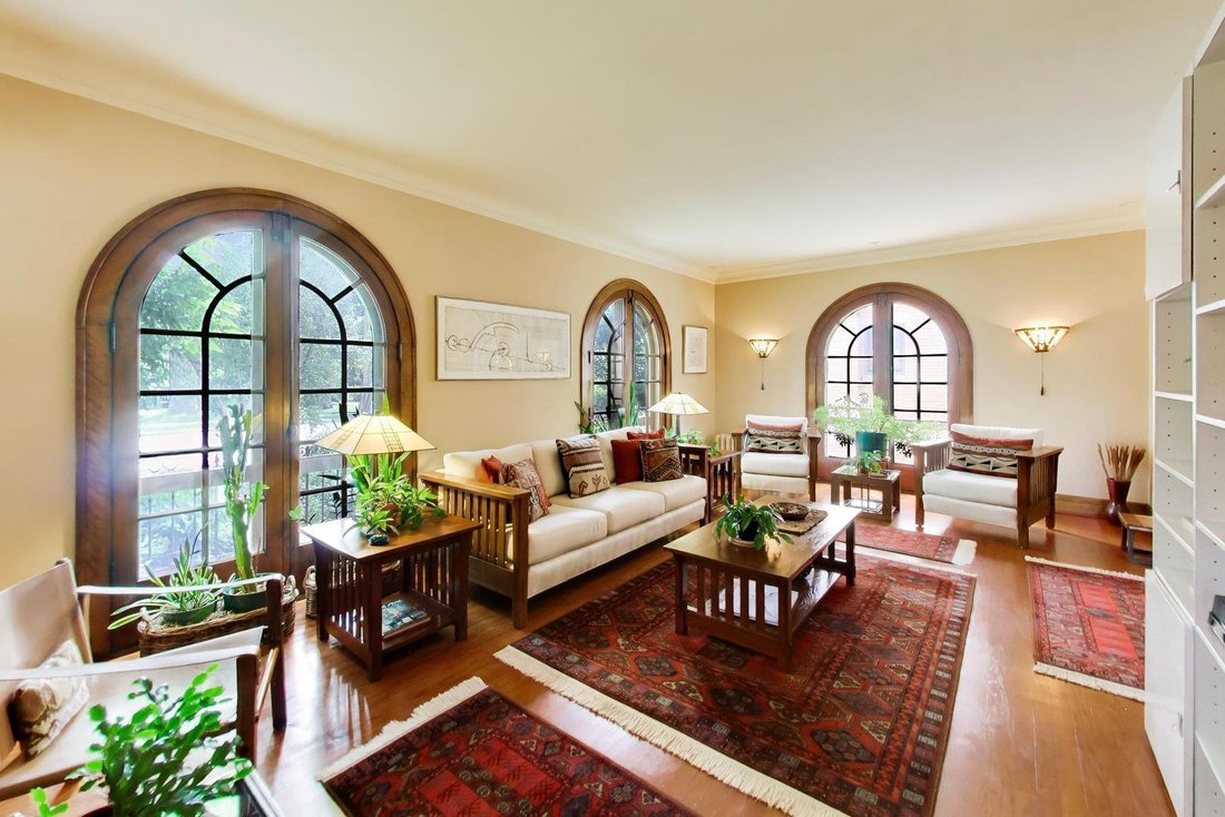 House in Evanston, Illinois, United States 4 - 18440328