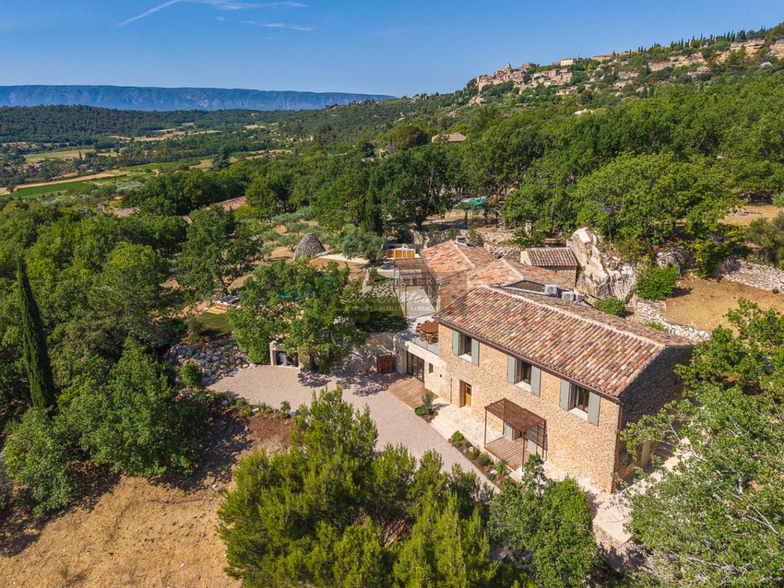 House in Gordes, Provence-Alpes-Côte d'Azur, France 4 - 18439513