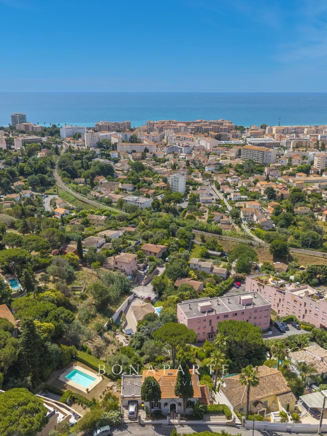 House in Font de Veyre, Cannes, France 2 - 18438031