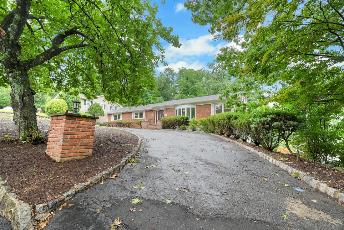 House in Wayne, New Jersey, United States 3 - 18438145