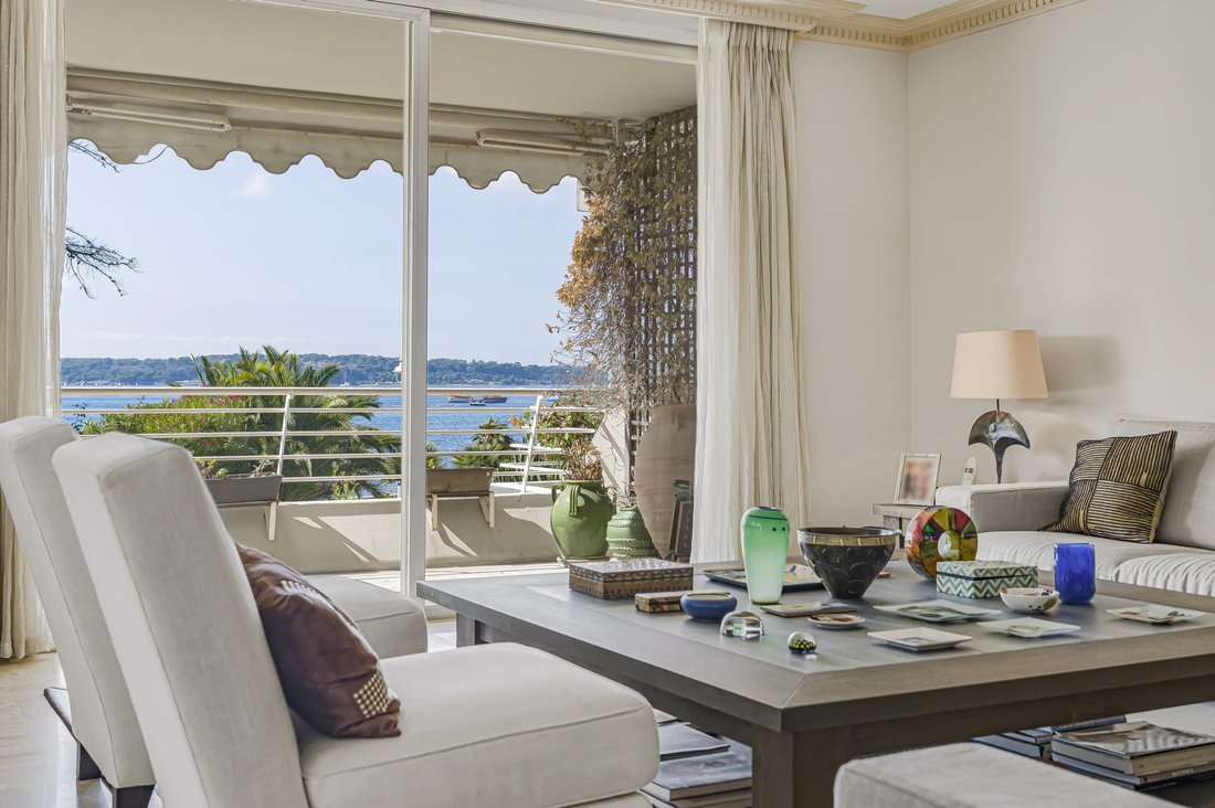Apartment in Cannes, Provence-Alpes-Côte d'Azur, France 1 - 18437801