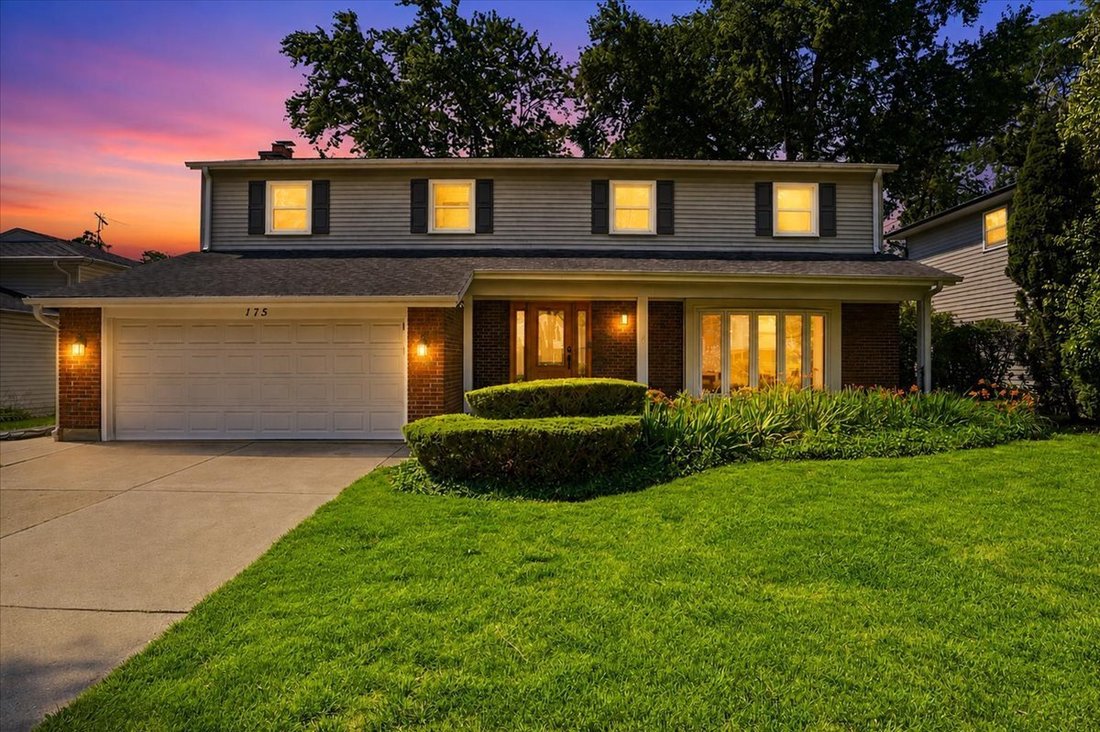 House in Buffalo Grove, Illinois, United States 1 - 18437374