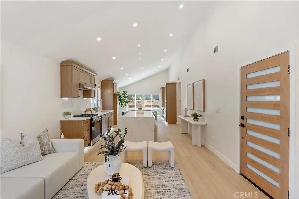 House in Cerritos, California, United States 5 - 18443014