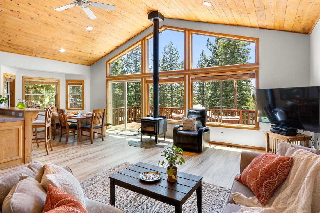 House in Truckee, California, United States 4 - 18223143