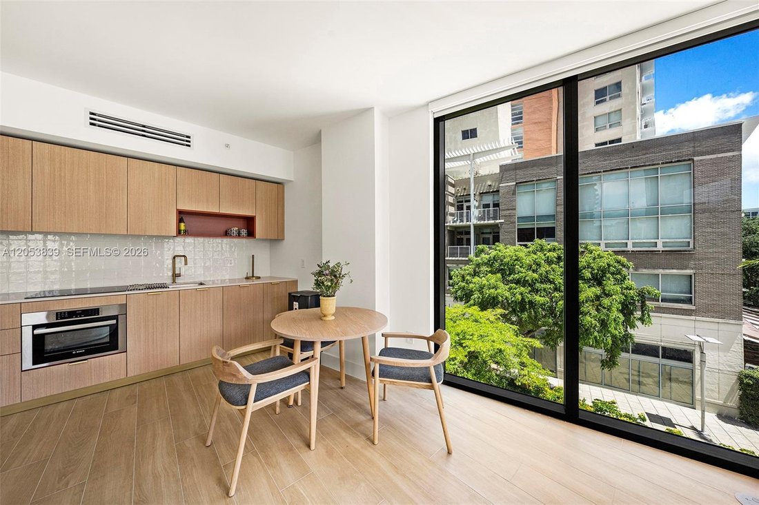 Condo in Miami, Florida, United States 4 - 18440887