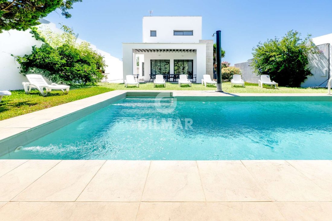 Villa in Conil de la Frontera, Andalusia, Spain 3 - 18194075