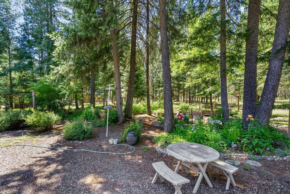 House in Loon Lake, Washington, United States 4 - 18442084