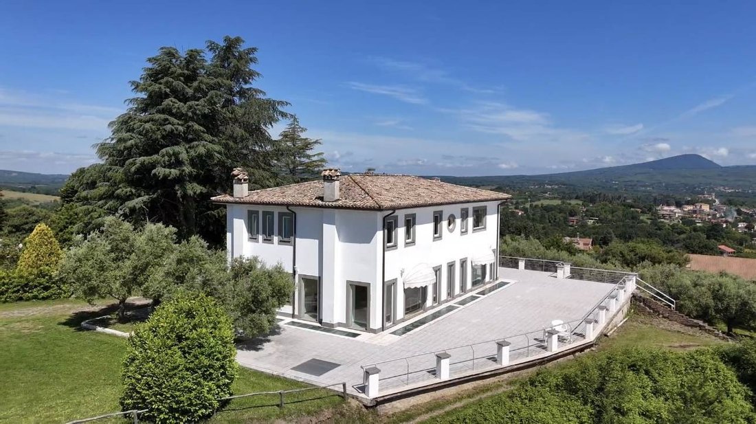 Villa in Bassano Romano, Lazio, Italy 1 - 18441503