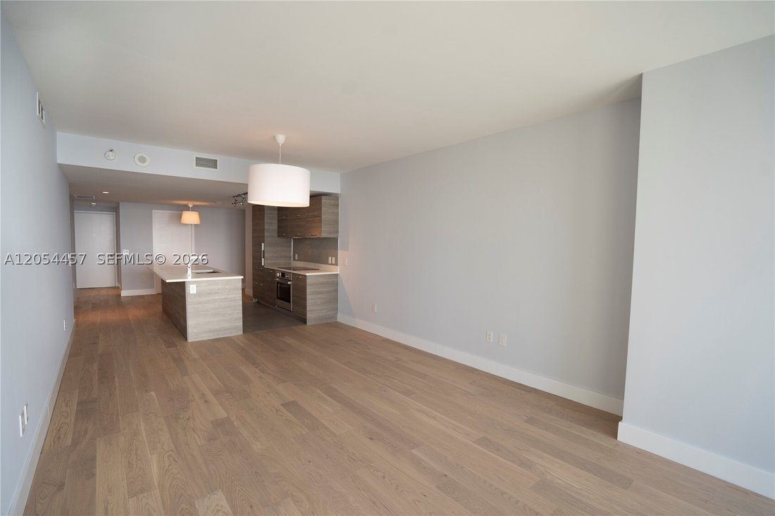 Condo in Miami, Florida, United States 2 - 18440022