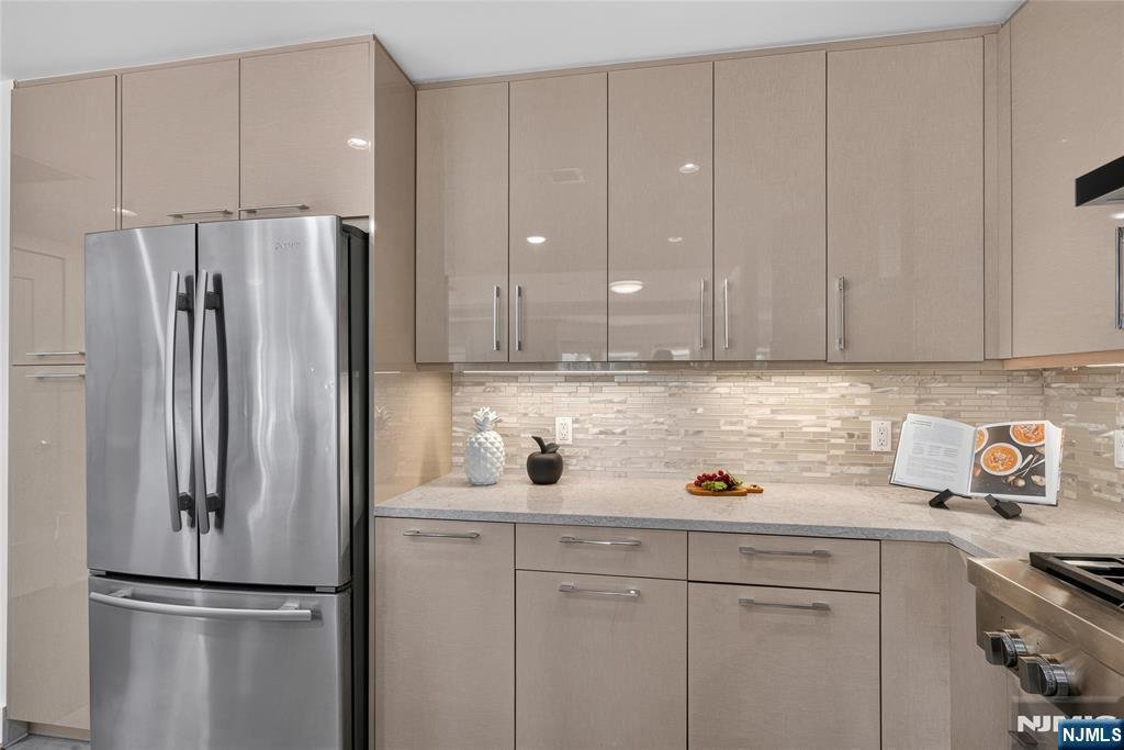 Condo in Weehawken, New Jersey, United States 5 - 18440374