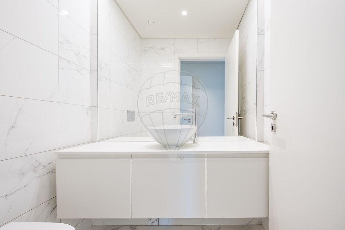 Apartment in Cidade da Maia, Porto District, Portugal 2 - 18437700