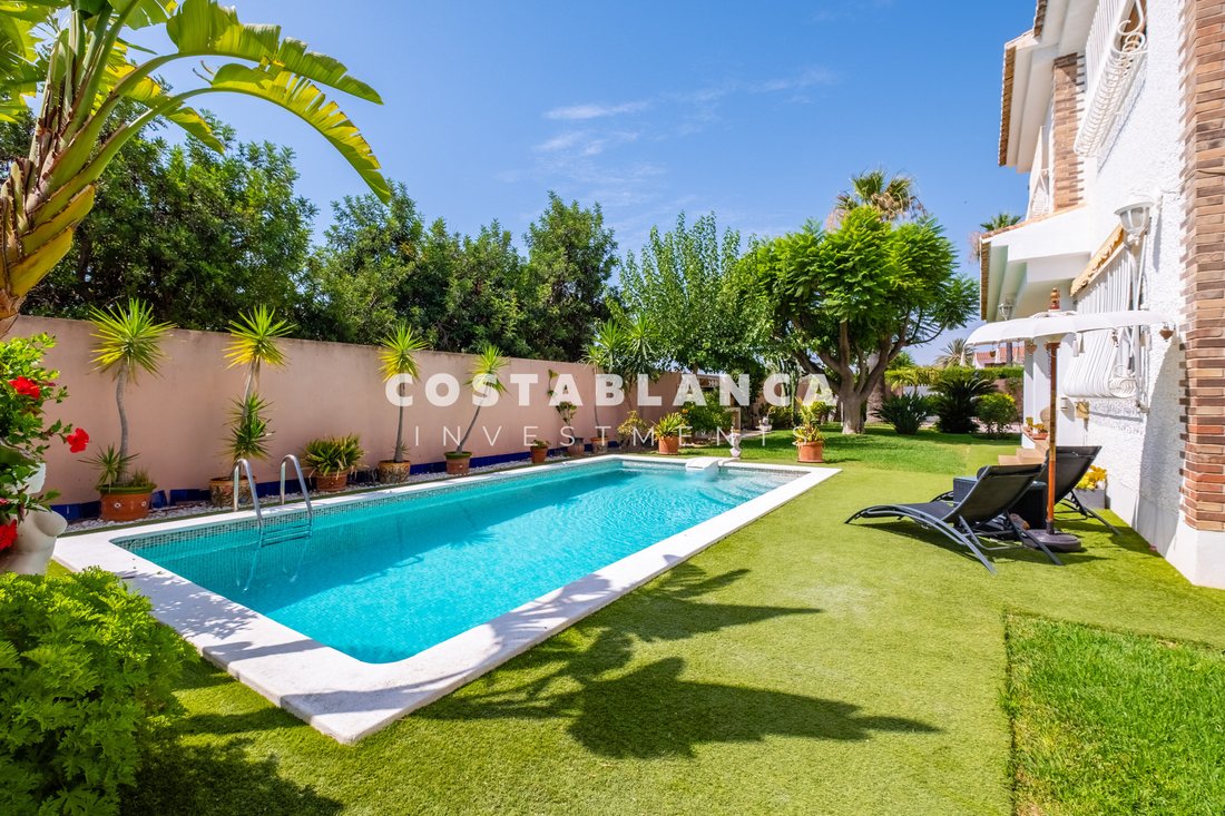 Villa in San Juan de Alicante, Valencian Community, Spain 2 - 18437918