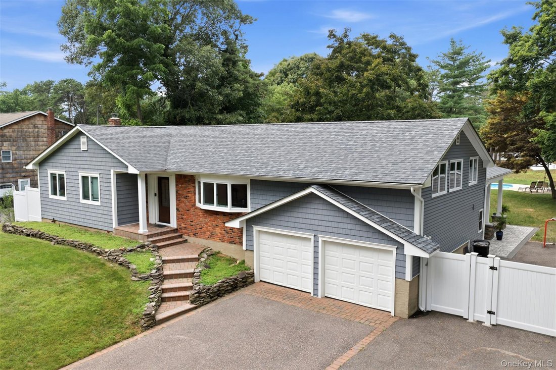 House in Huntington Station, New York, United States 2 - 18438689