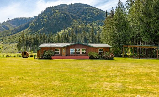 House in Sedro-Woolley, Washington, United States 1