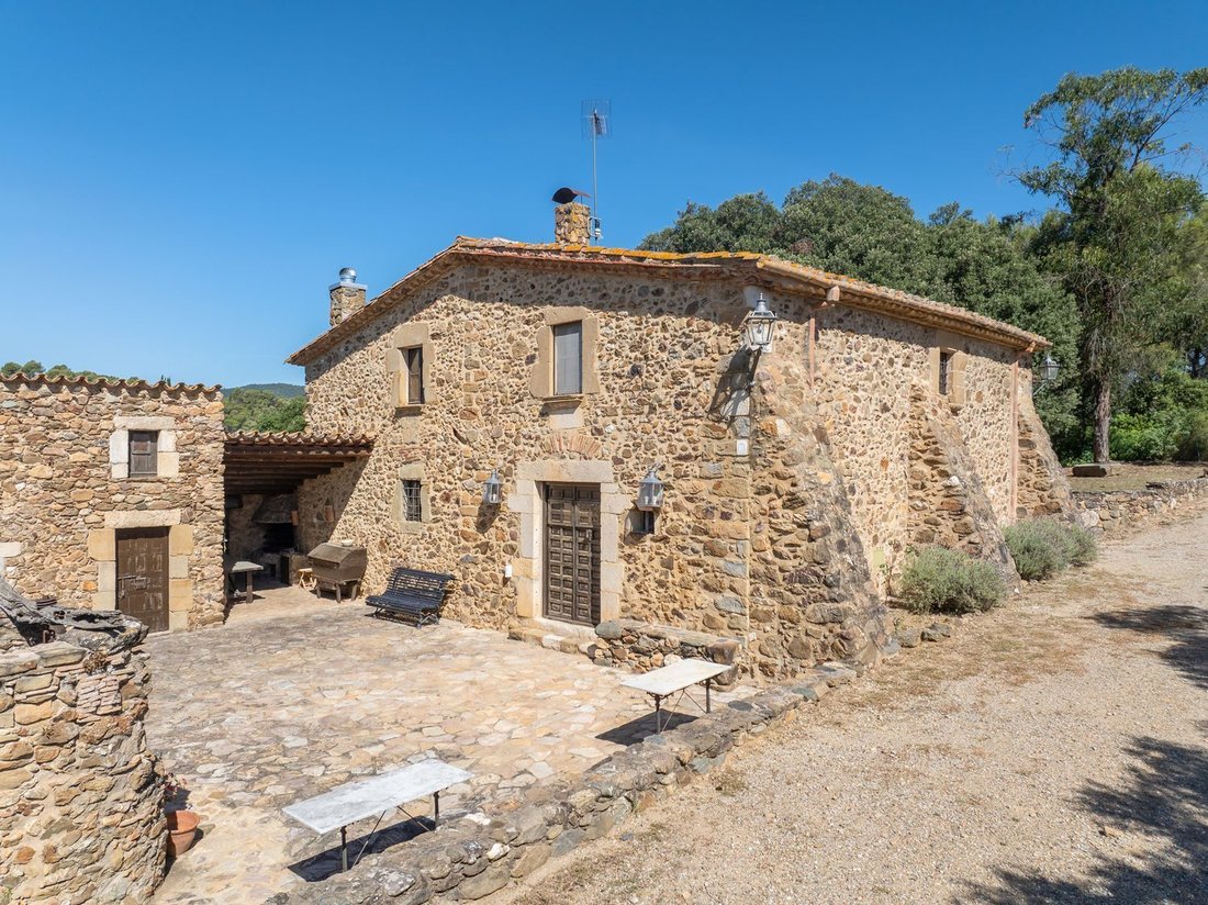 Finca in Madremanya, Catalonia, Spain 4 - 18096420