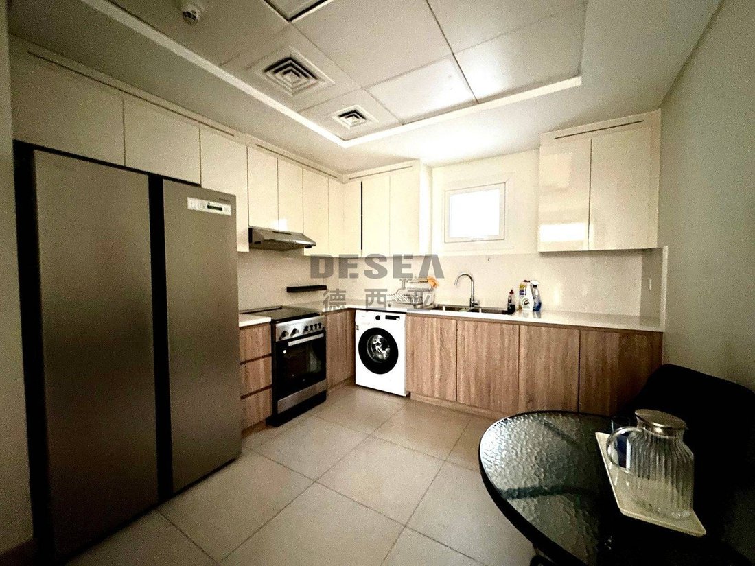 Apartment in Mirdif, Dubai, United Arab Emirates 2 - 18436649