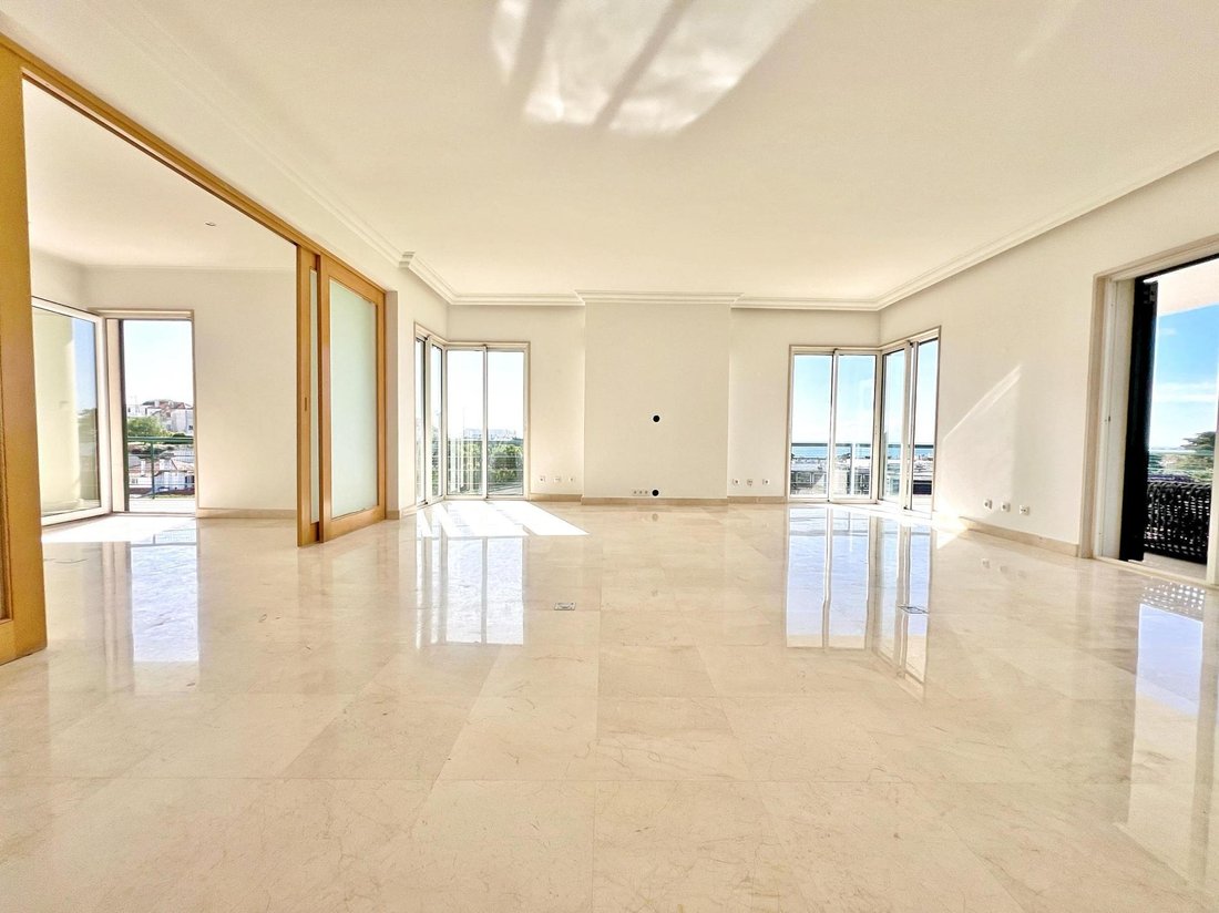 Apartment in Estoril, Cascais e Estoril, Lisbon 5 - 18436265