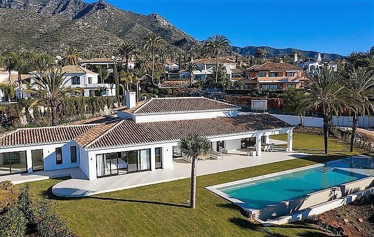 Villa in Sierra Blanca, Marbella, Spain 1 - 17399185