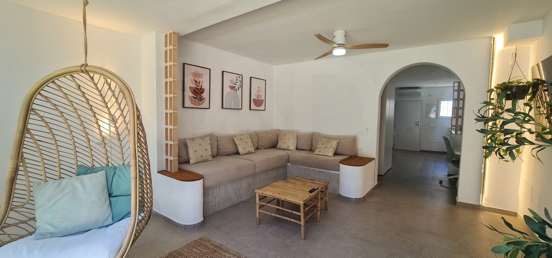 House in Sitio de Calahonda, Mijas, Spain 2 - 18438168