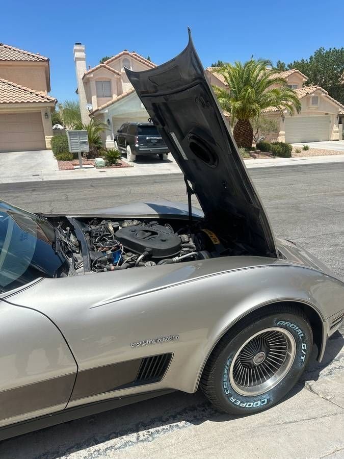 Coupe in Glendale, United States 4 - 18442402