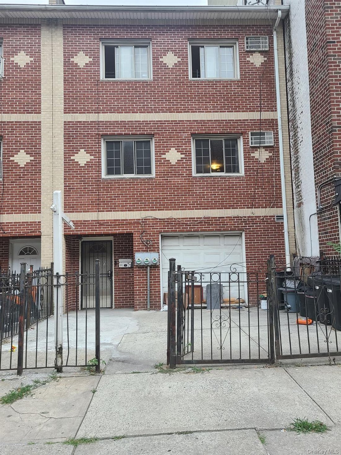 House in New York, New York, United States 2 - 18439294