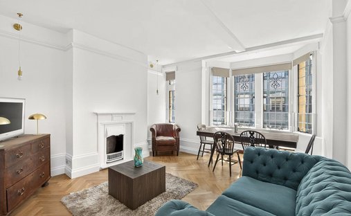 Apartment in Fitzrovia, Camden, England 1