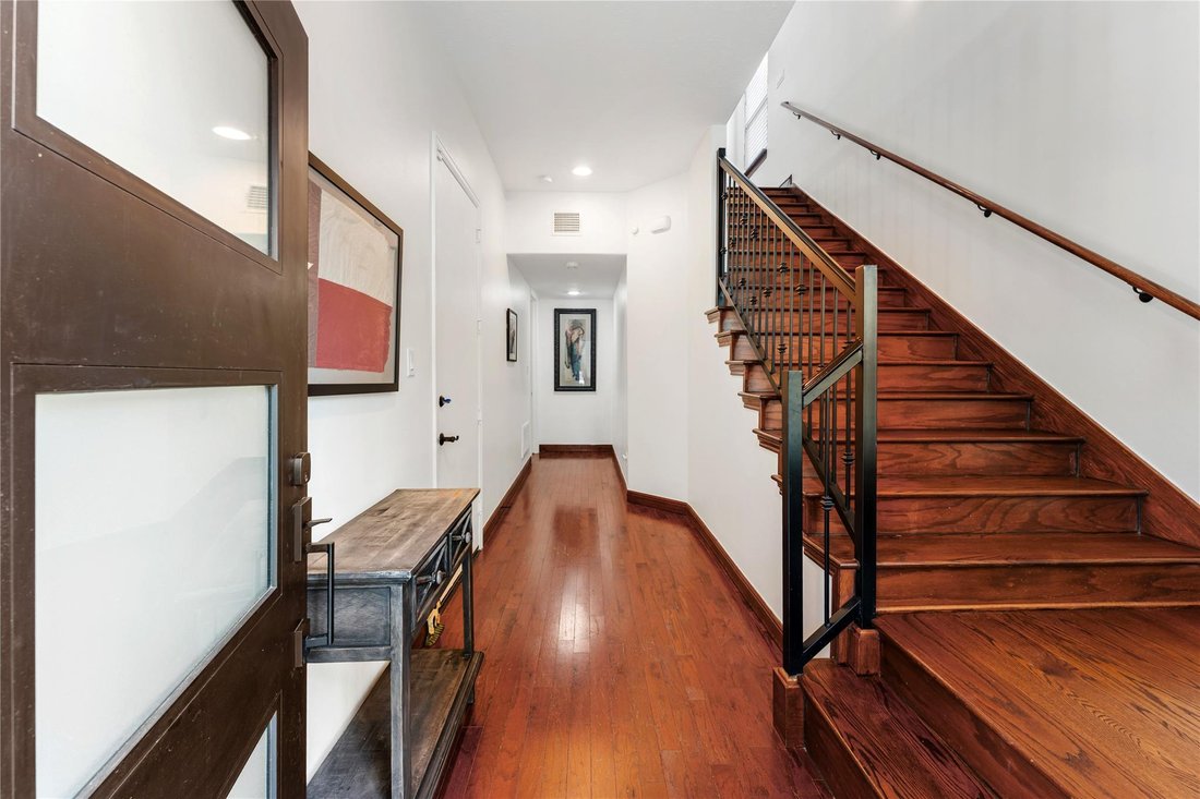 House in Houston, Texas, United States 5 - 18327618