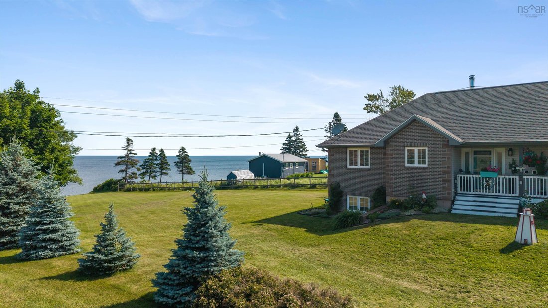House in Pugwash, Nova Scotia, Canada 4 - 18440389