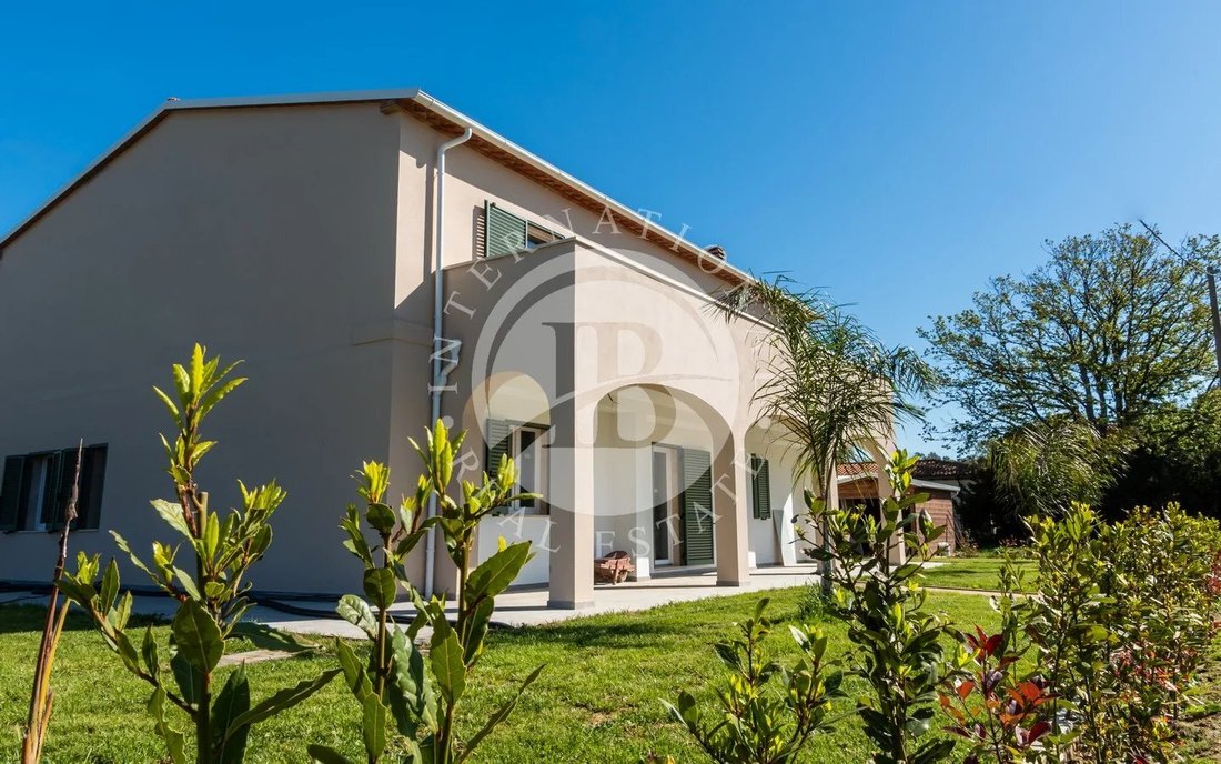 Villa in Bibbona, Tuscany, Italy 4 - 18436914