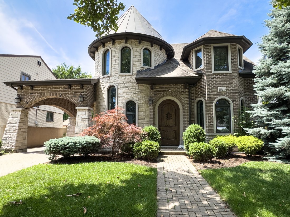 House in Park Ridge, Illinois, United States 1 - 18440322