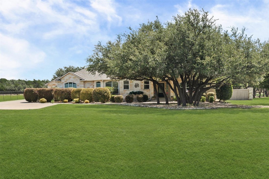 House in Liberty Hill, Texas, United States 5 - 18437017
