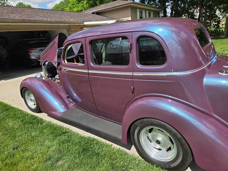 Sedan in Glendale, United States 4 - 18442392