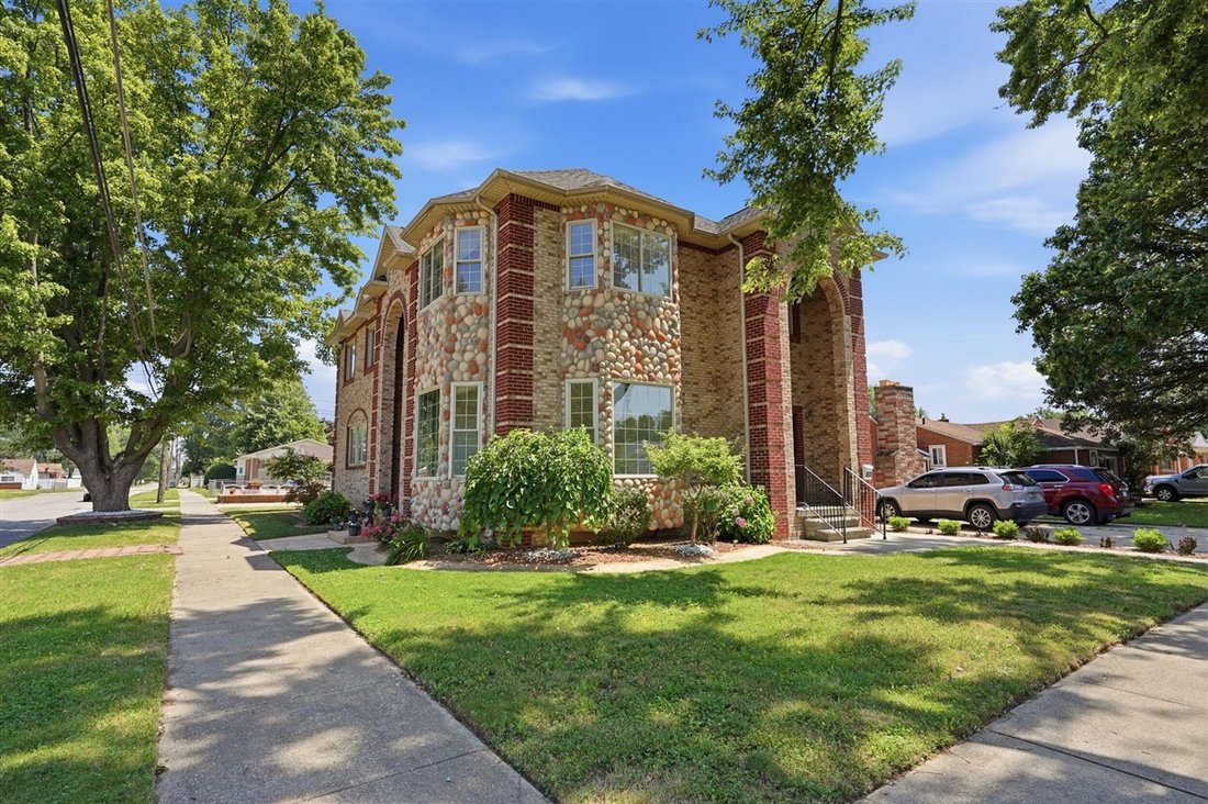 House in Dearborn, Michigan, United States 1 - 18439267
