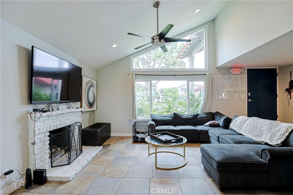 House in Fountain Valley, California, United States 5 - 18442654