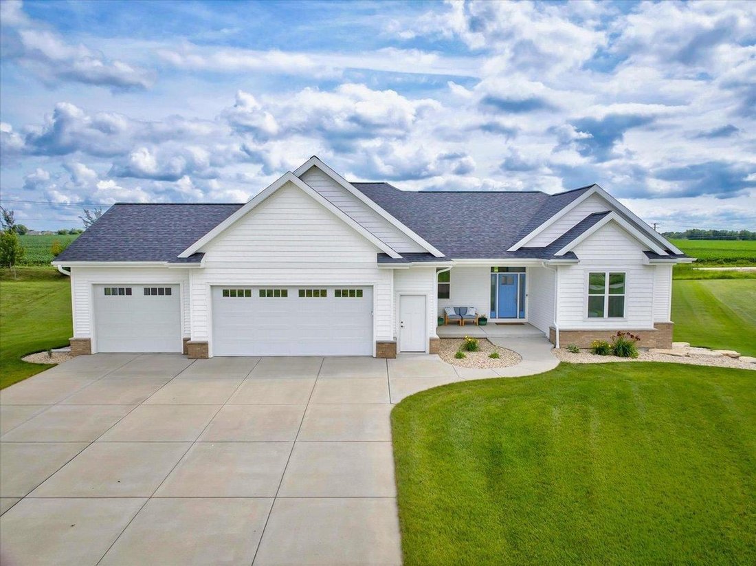 House in Sun Prairie, Wisconsin, United States 1 - 18436644