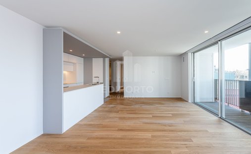 Apartment in Matosinhos e Leca da Palmeira, Porto District, Portugal 1