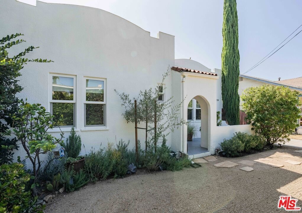 House in Glendale, California, United States 3 - 18442373