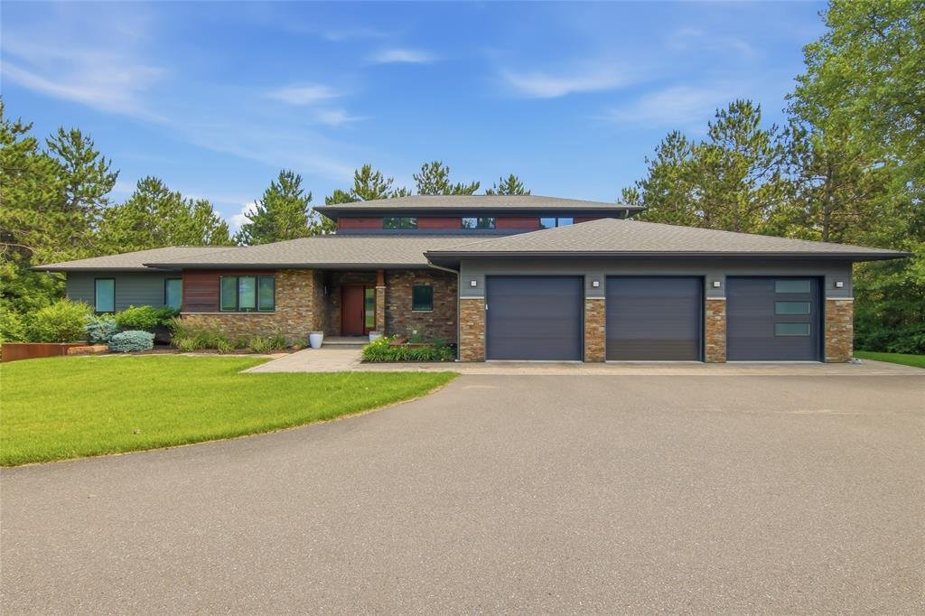 House in Eau Claire, Wisconsin, United States 1 - 18442255