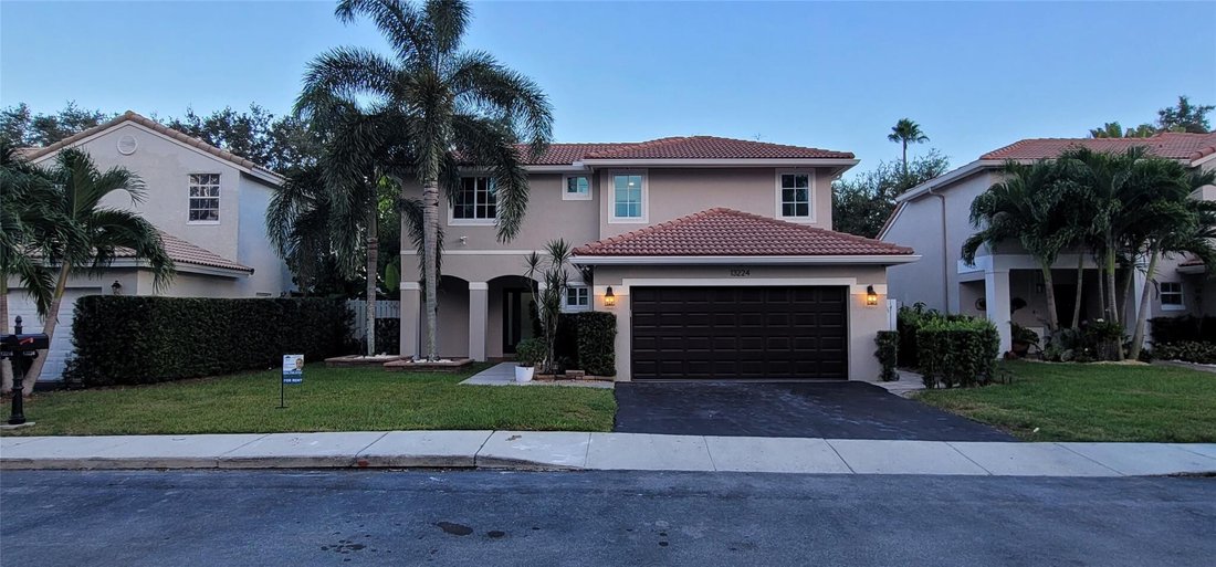 House in Plantation, Florida, United States 4 - 18439633