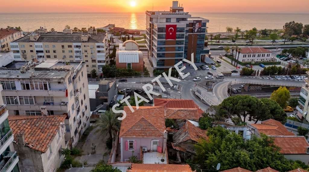 Estate in İzmir, İzmir, Turkey 4 - 18437734
