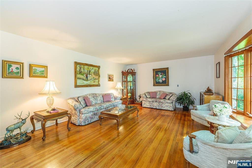 House in Wyckoff, New Jersey, United States 5 - 18440426