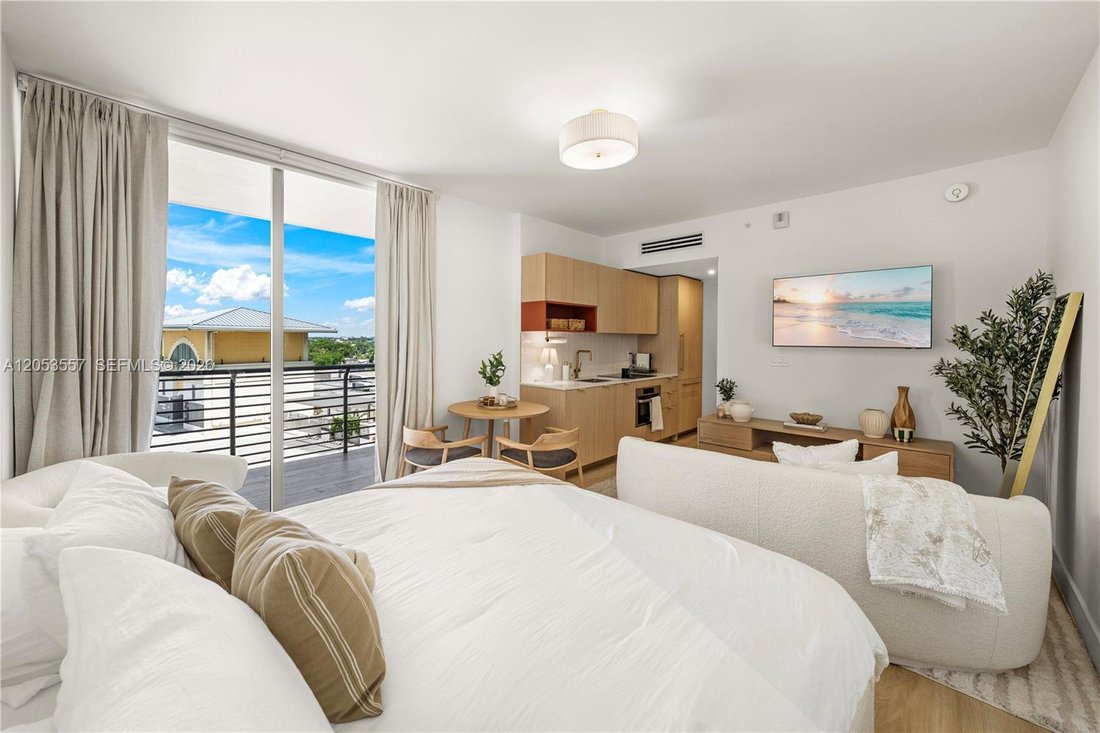Condo in Miami, Florida, United States 1 - 18440858