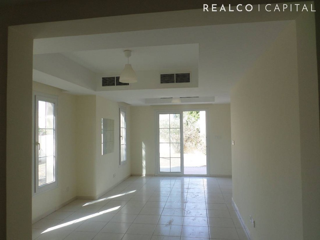 Villa in The Springs, Dubai, United Arab Emirates 2 - 18436838